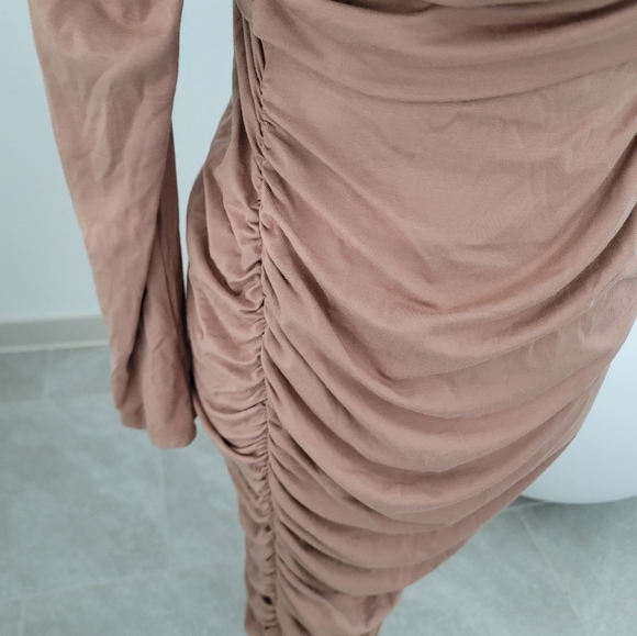 Gibiu Cross Body Rouched Dress - Picture 12 of 17